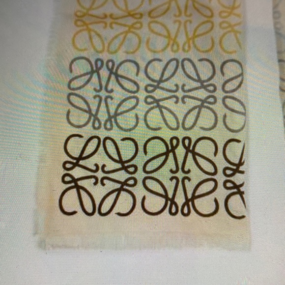 LOEWE scarf Lg - Picture 7 of 10